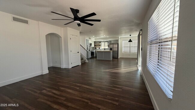 Building Photo - 3829 E Irma Ln