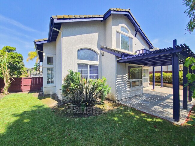 Building Photo - 13758 Esprit Ave