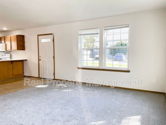 Building Photo - 1427 Virginia Ave