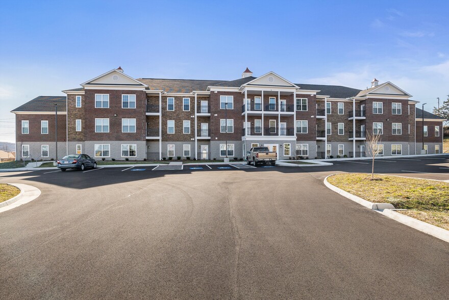 Building Photo - Pinnacle Ridge Apartments