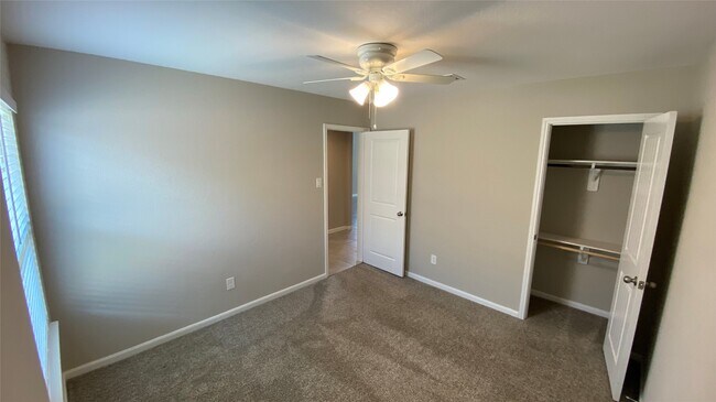 Building Photo - 29506 Breakwater Dr