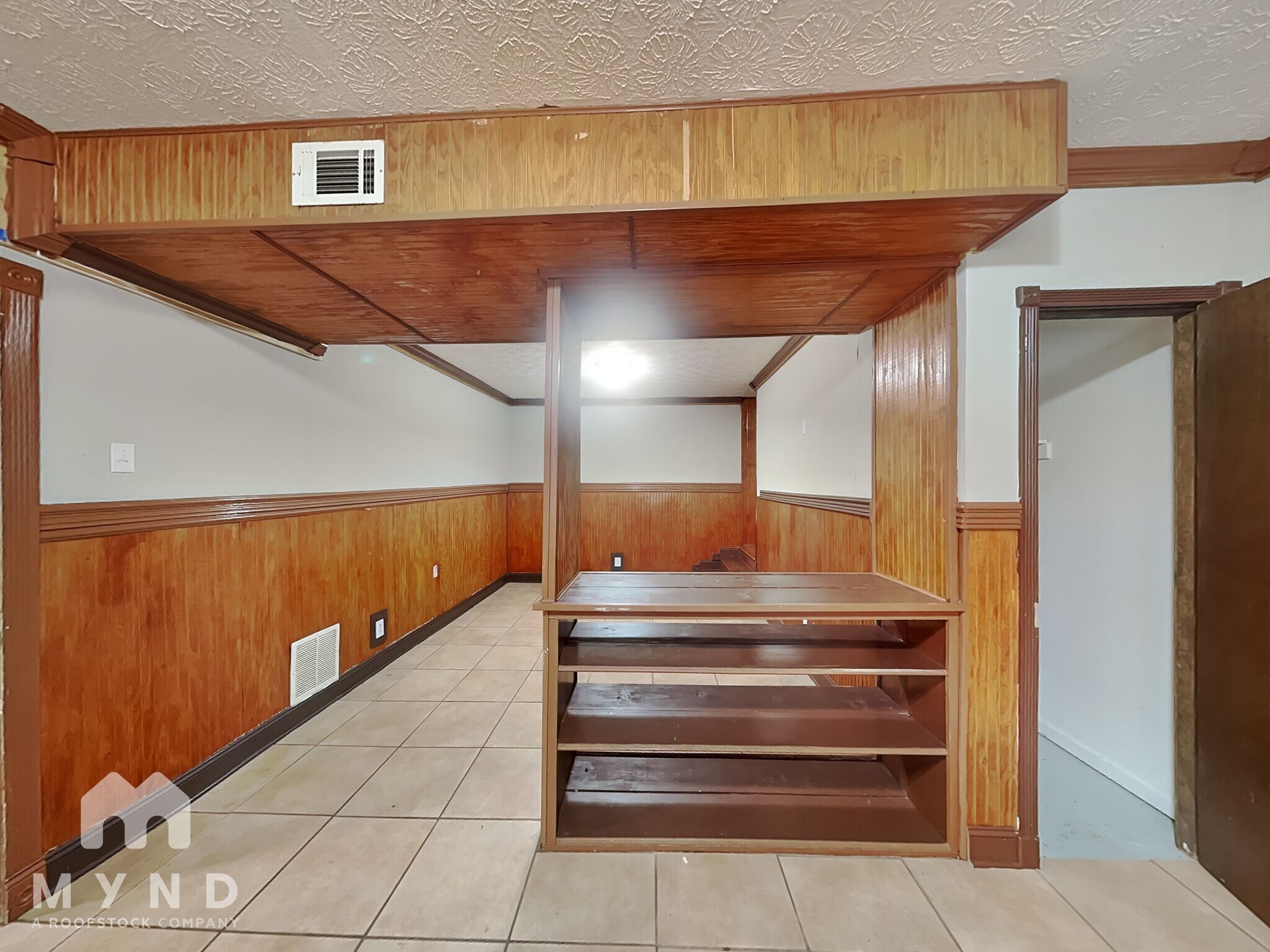 Building Photo - 2528 Carmel Rd