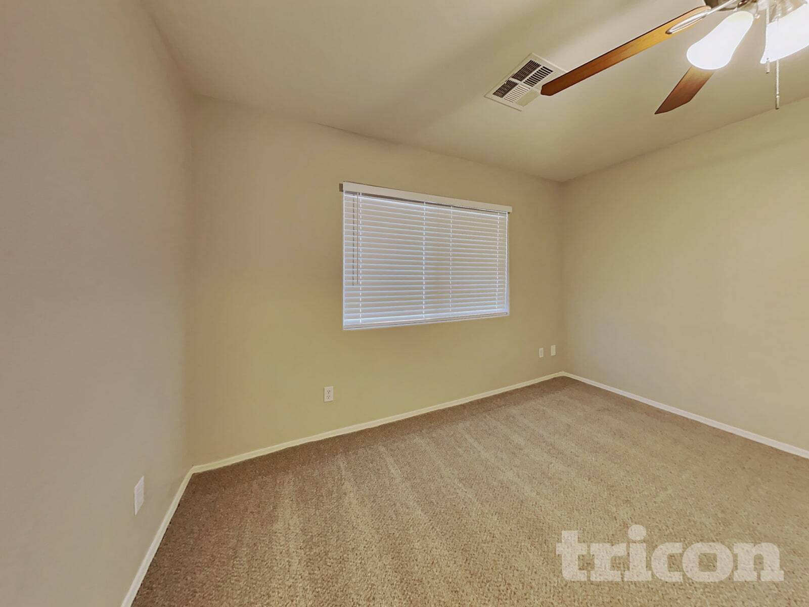 Building Photo - 2522 S 114th Ln