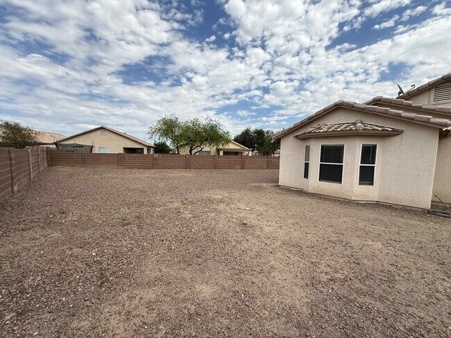 Building Photo - 2945 Bronze Creek Way