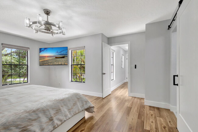 Building Photo - 355 Prestwick Cir