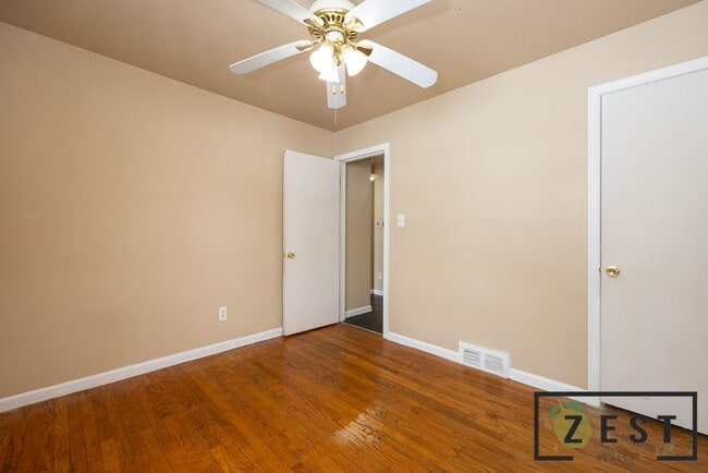 Building Photo - WELCOME HOME!!!!! OPEN HOUSE THURSDAY MAY ...