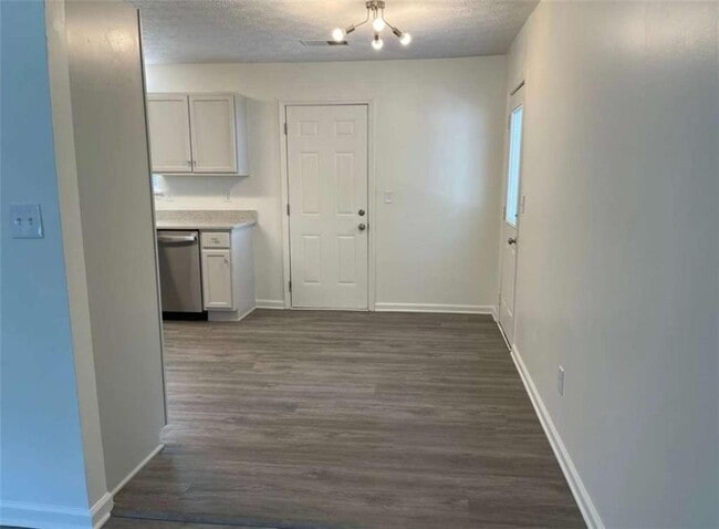 Building Photo - 7787 Melanie Dr