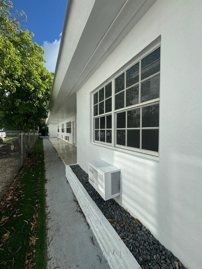 Building Photo - 735 83rd St