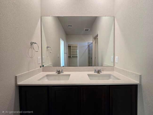 Building Photo - 3850 Chitalpa