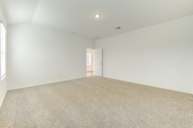 Building Photo - 40650 Balsam Run Ln