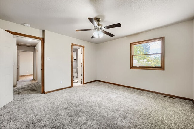 Building Photo - 2821 Serendipity Cir E
