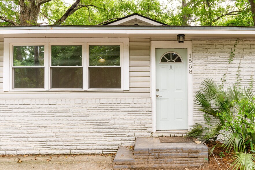 Building Photo - 1558 Orange Grove Rd