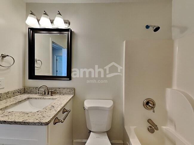 Building Photo - 1516 Chestnut Oak Dr