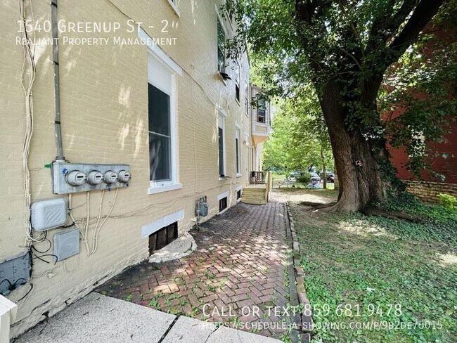 Building Photo - 1540 Greenup St