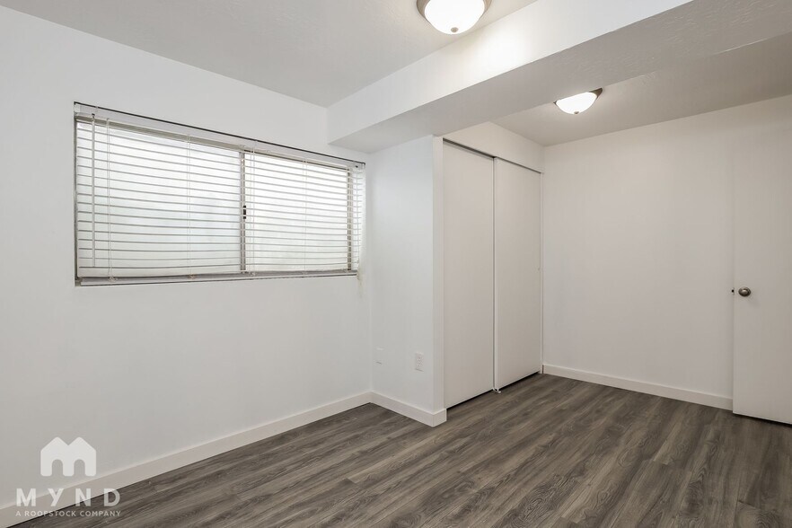 Building Photo - 3130 Green Acre Dr