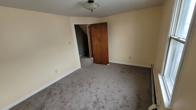 Bedroom 2 - 624 Deacon St