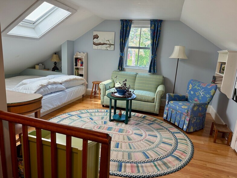 Building Photo - 61 Mansfield Ave