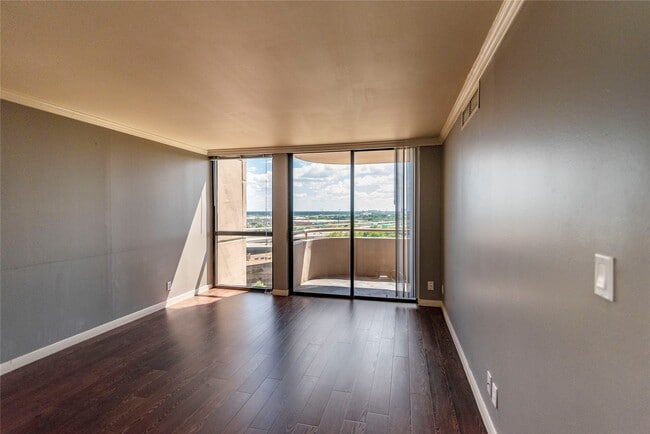 Building Photo - 3525 Sage Rd