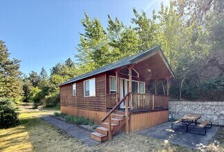 Building Photo - Short or long-term Furnished Private Cabin...