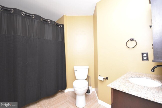 Building Photo - 12327 Elk Run Rd