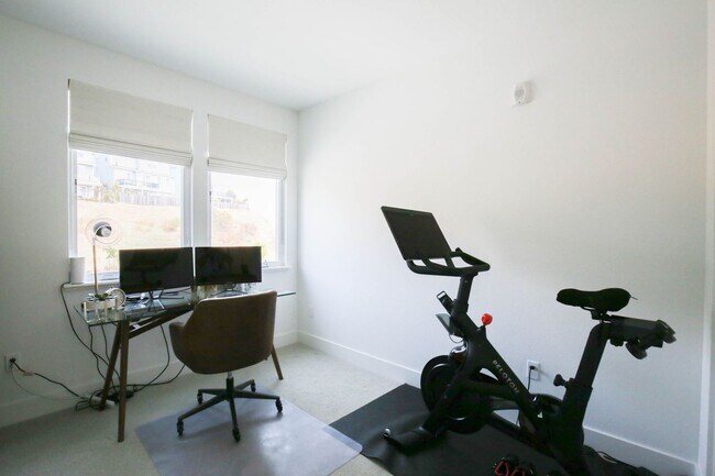 Building Photo - Enjoy Bay Views And Trails In This Newer Modern 3 Bedroom Home