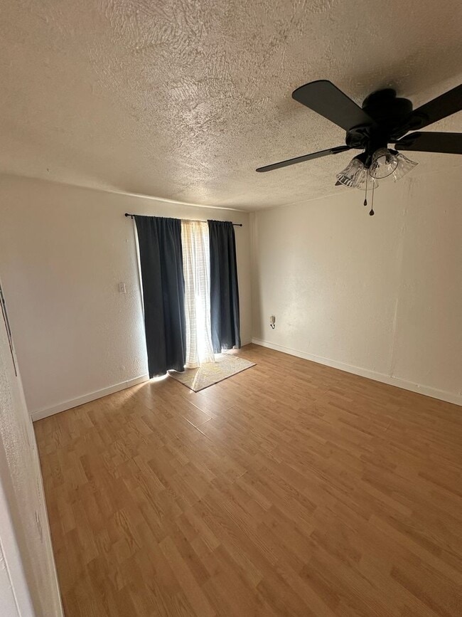 Building Photo - Home for rent, MOVE IN READY!!