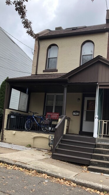 Building Photo - 3104 Kennett Sq