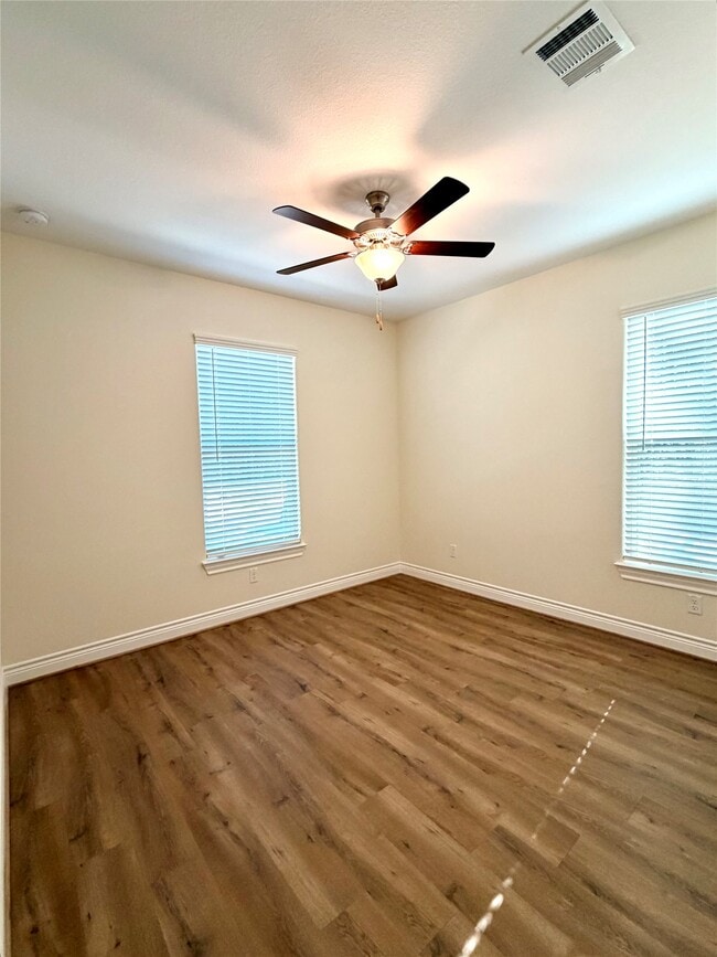 Building Photo - 12871 Oak Barrel Rd