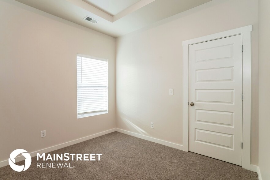 Building Photo - 7257 Owen Park Cir