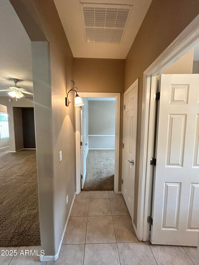 Building Photo - 45168 W Mescal Dr