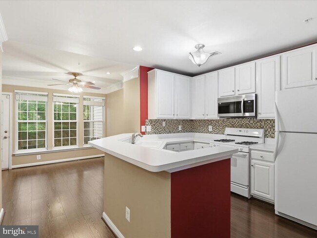 Building Photo - 12753 Fair Crest Ct
