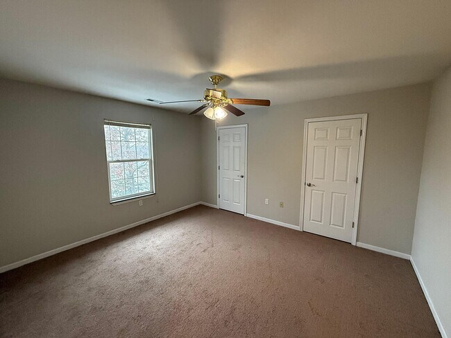 Building Photo - 5315 E Trikalla Dr