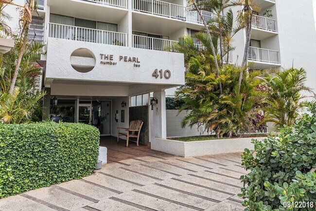 Building Photo - RARELY AVAILABLE PEARL TWO CONDO IN AIEA 1...