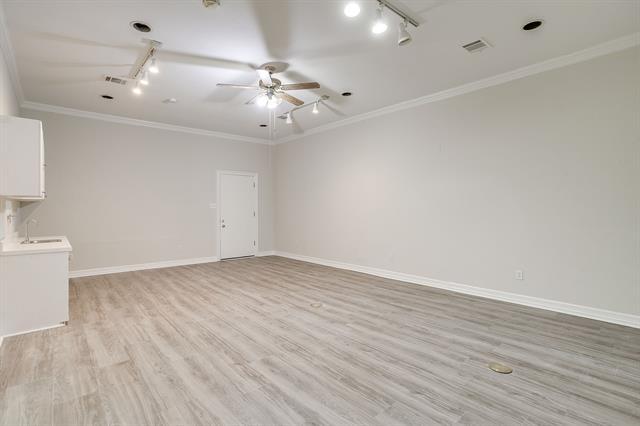 Building Photo - 8612 Woodslane Dr