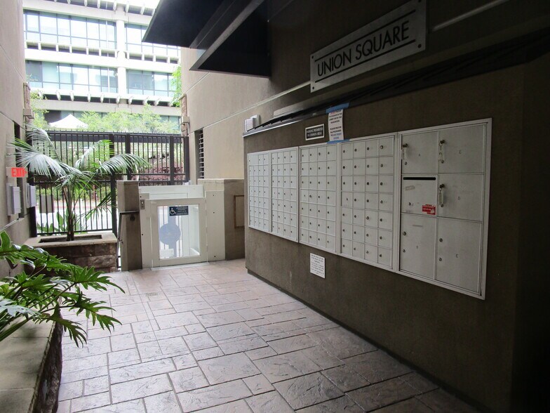 Mailbox Area - 1465 C St