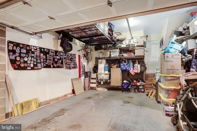 Building Photo - 1505 N Colonial Terrace