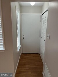 Building Photo - 1504 Walden Ct