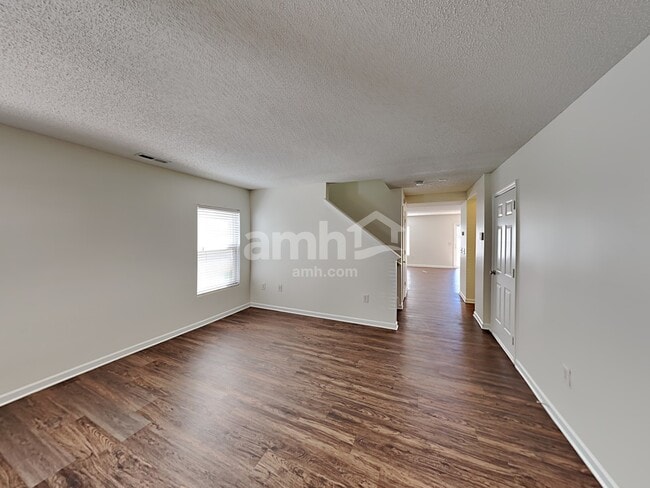 Building Photo - 441 Tribune Dr