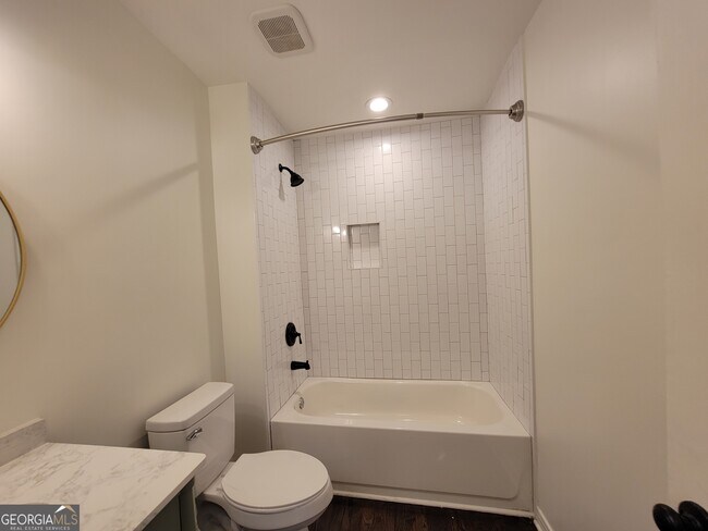 Building Photo - 1160 Mayland Cir SW