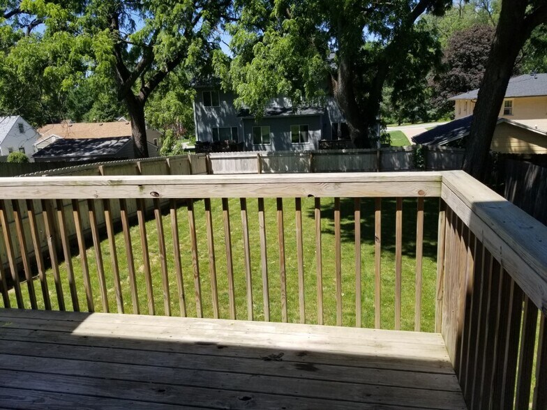 Deck - 1036 66th St