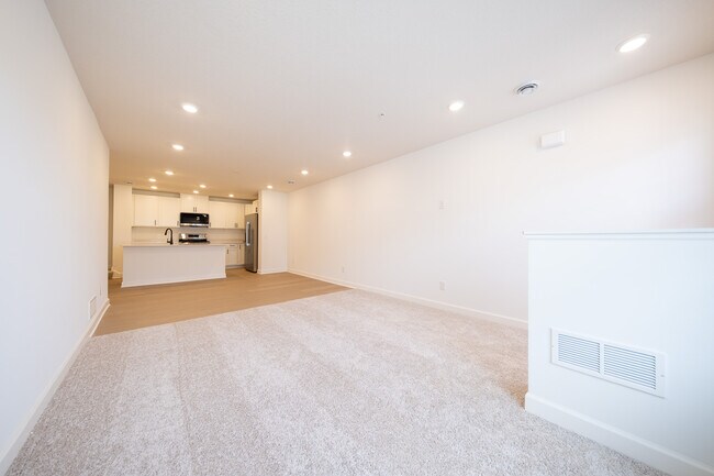 Building Photo - 21618 Orchid Path