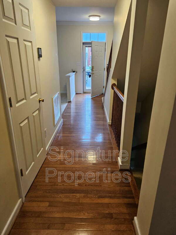 Building Photo - 11451 Abbots Cross Ln