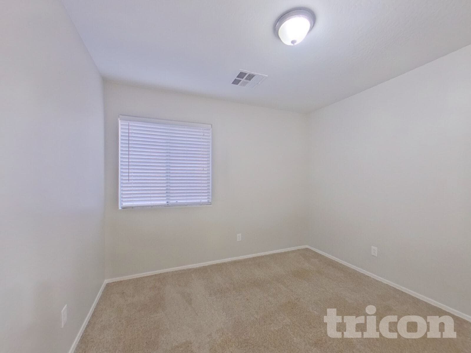 Building Photo - 35770 W Velazquez Dr