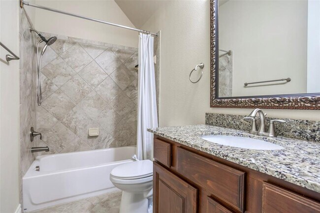 Building Photo - 29114 Davenport Dr