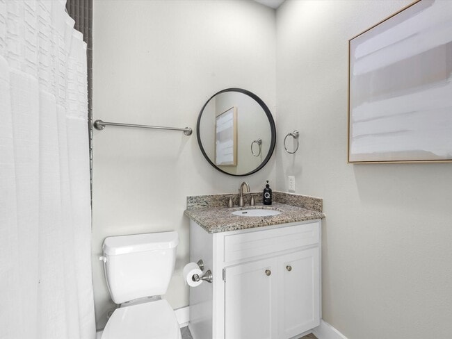 Building Photo - 3421 Gillespie St