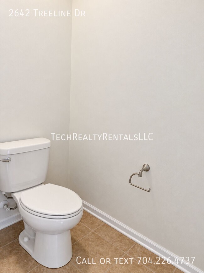 Building Photo - 2642 Treeline Dr
