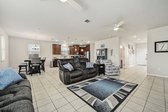 Building Photo - 4 Bedroom Home in Shadow Creek Available for Mid-July Move-In
