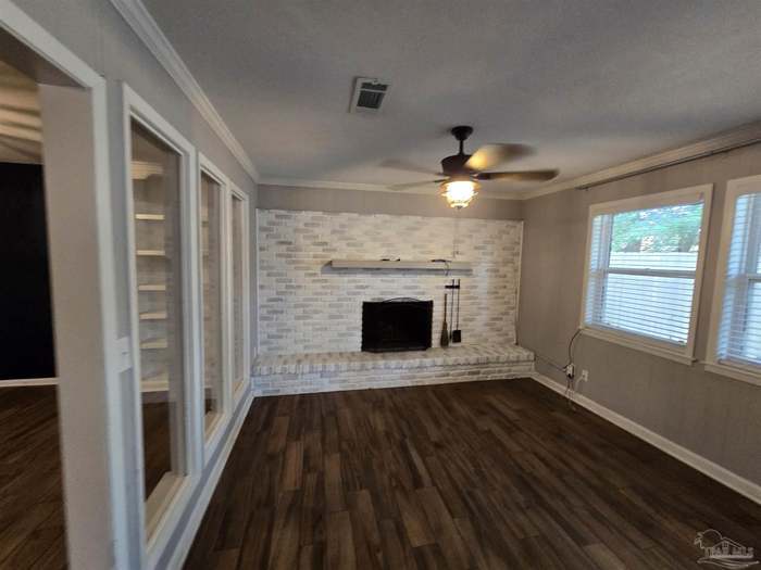 Building Photo - 3901 Croydon Rd