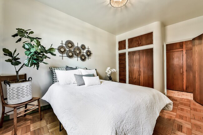 Bedroom Built In Dresser - 143 W Burton Pl