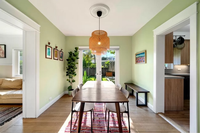 Building Photo - 970 NW 10th Ave